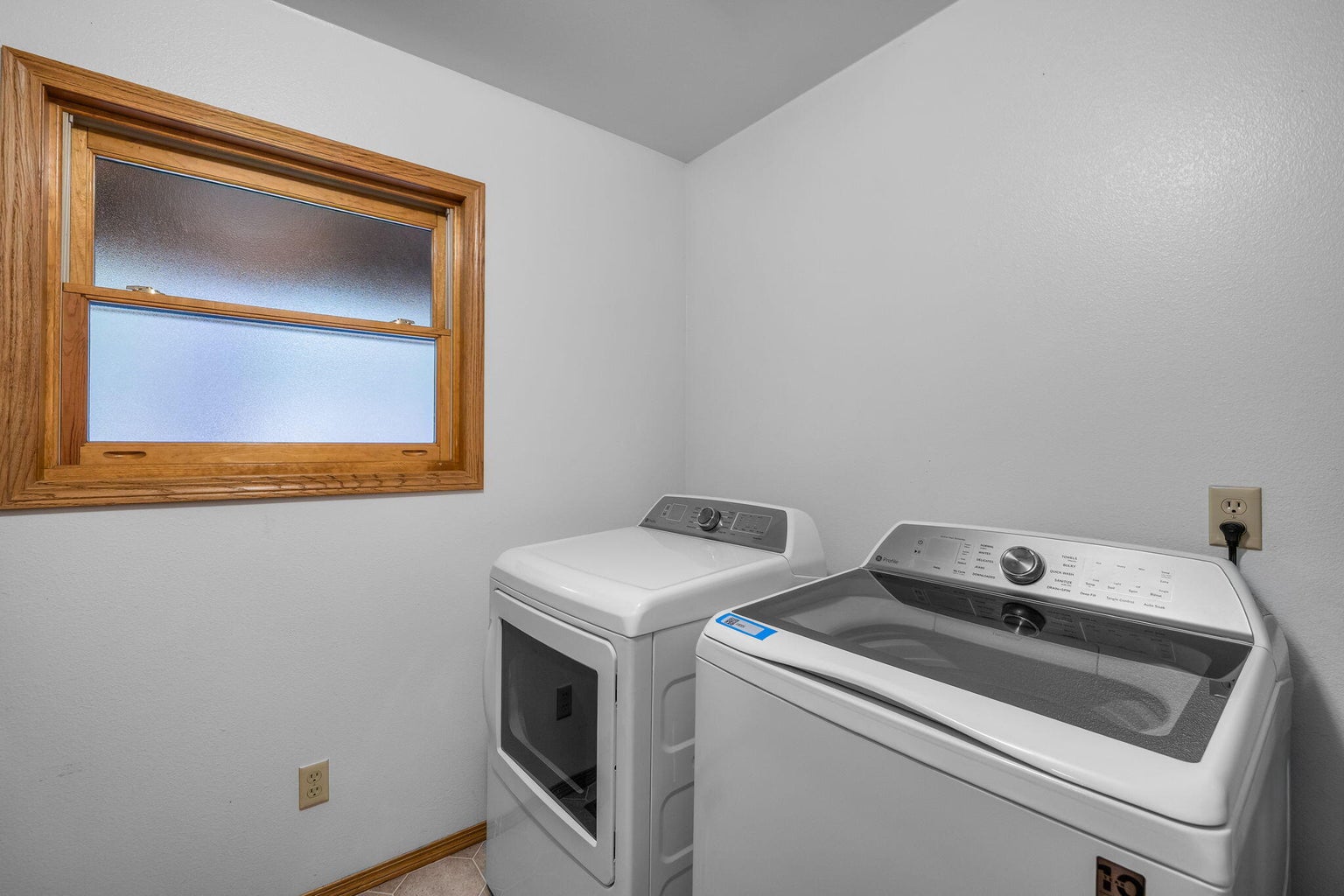 Photo of 70667 Ponderosa 39 of 49