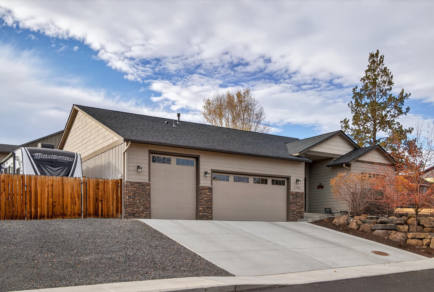 Custom shop, RV parking, extra tall 3rd bay garage