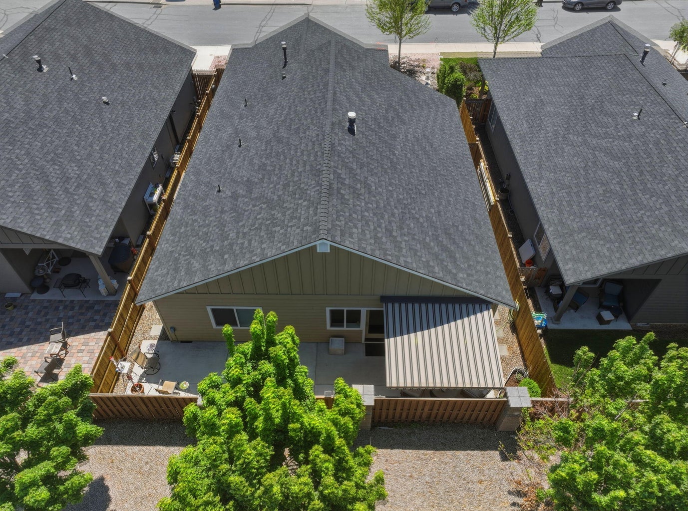 Photo of 2933 NW Hemlock Lane 38 of 50