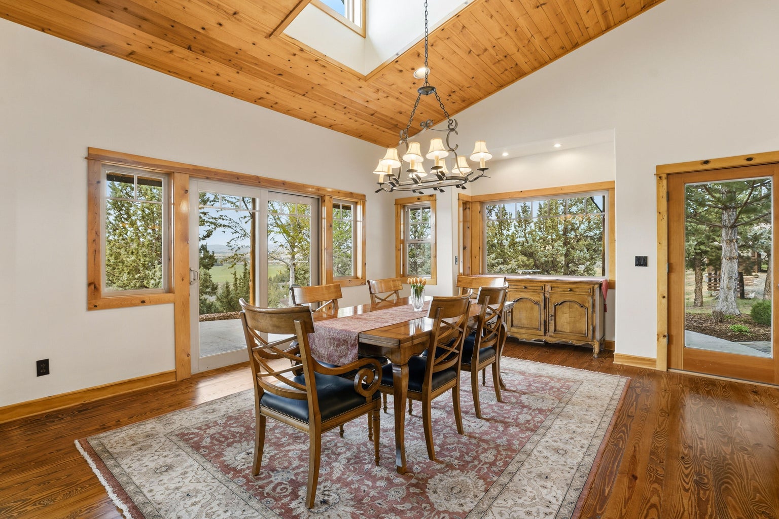 Photo of 3900 SE Riverview Road 18 of 91