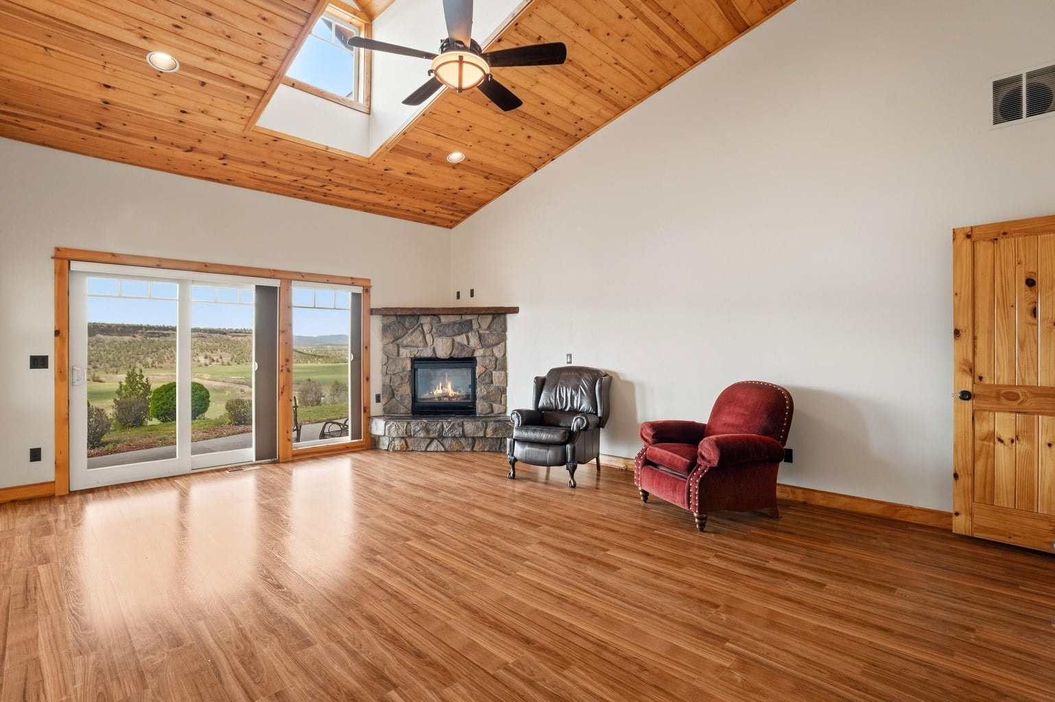 Photo of 3900 SE Riverview Road 25 of 91
