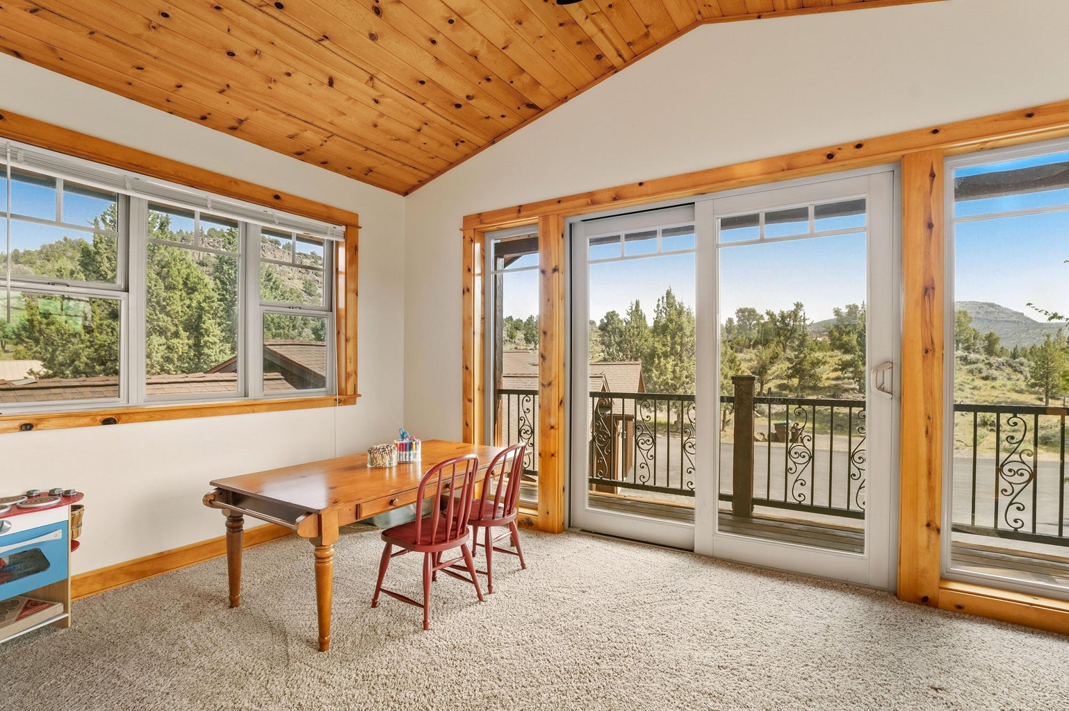 Photo of 3900 SE Riverview Road 40 of 91