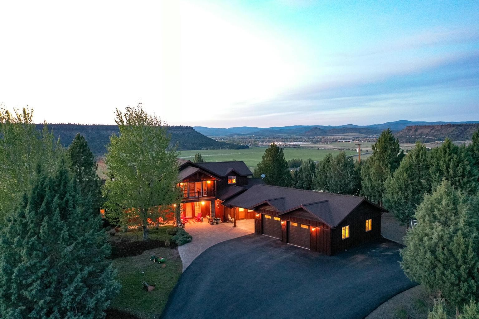 Photo of 3900 SE Riverview Road 68 of 91