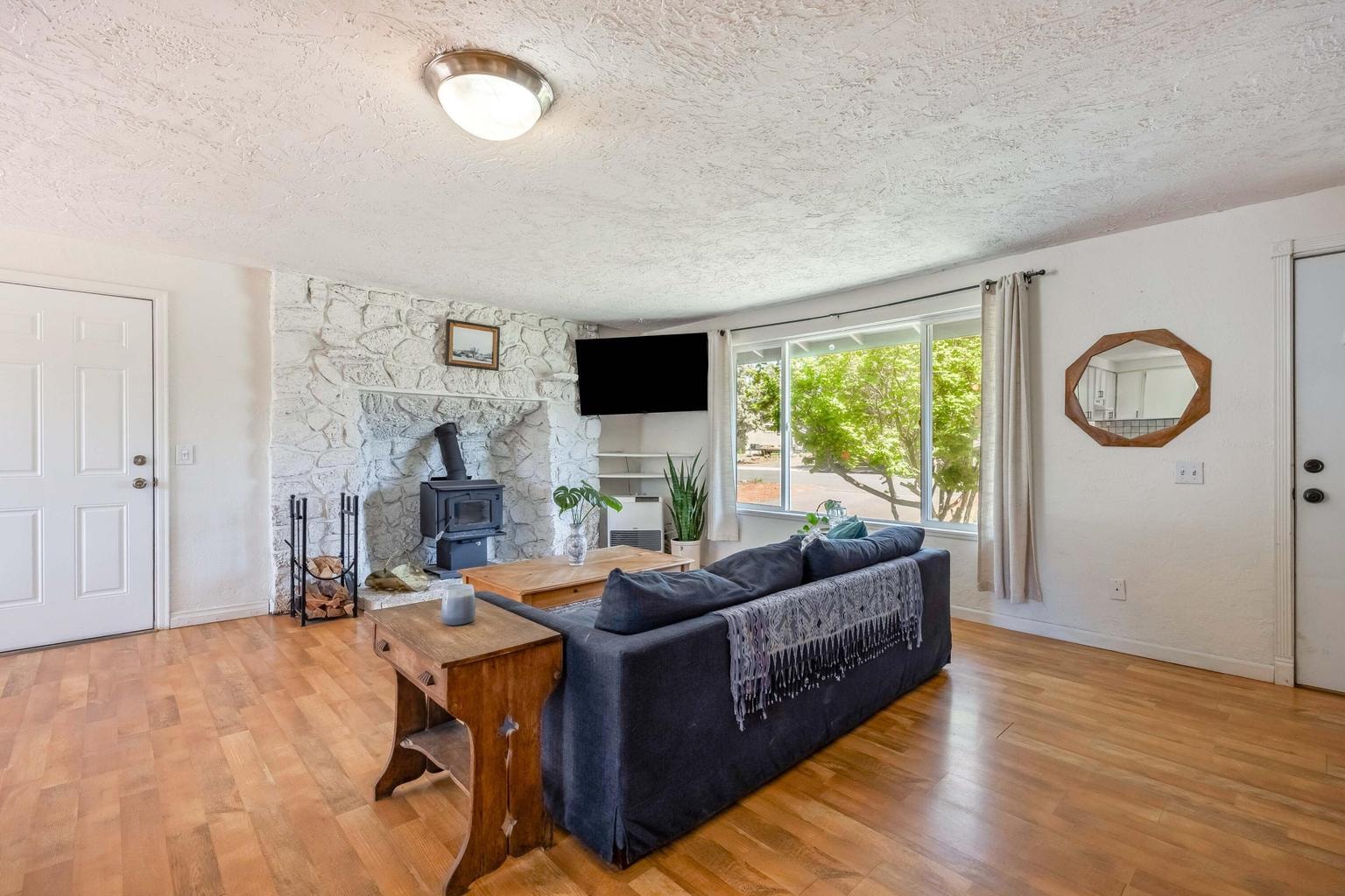 Photo of 63609 Hunters Circle 7 of 37