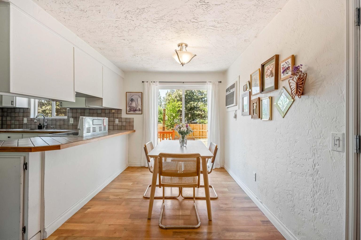 Photo of 63609 Hunters Circle 11 of 37