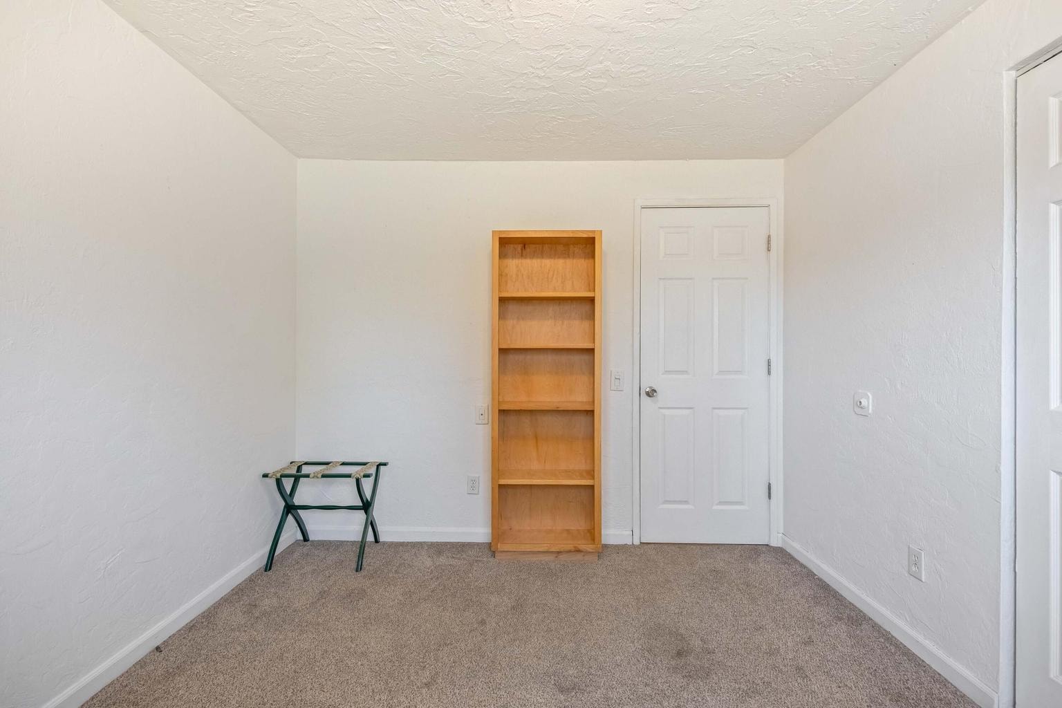 Photo of 63609 Hunters Circle 19 of 37