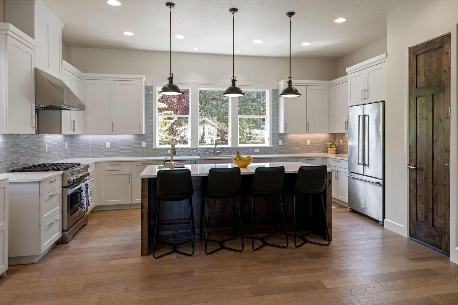 Photo of 2498 NW Brickyard Street 6 of 51
