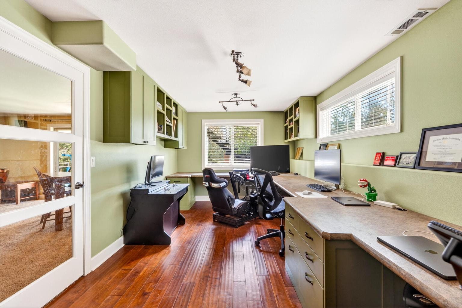 Photo of 1580 Murrelet Drive 51 of 69