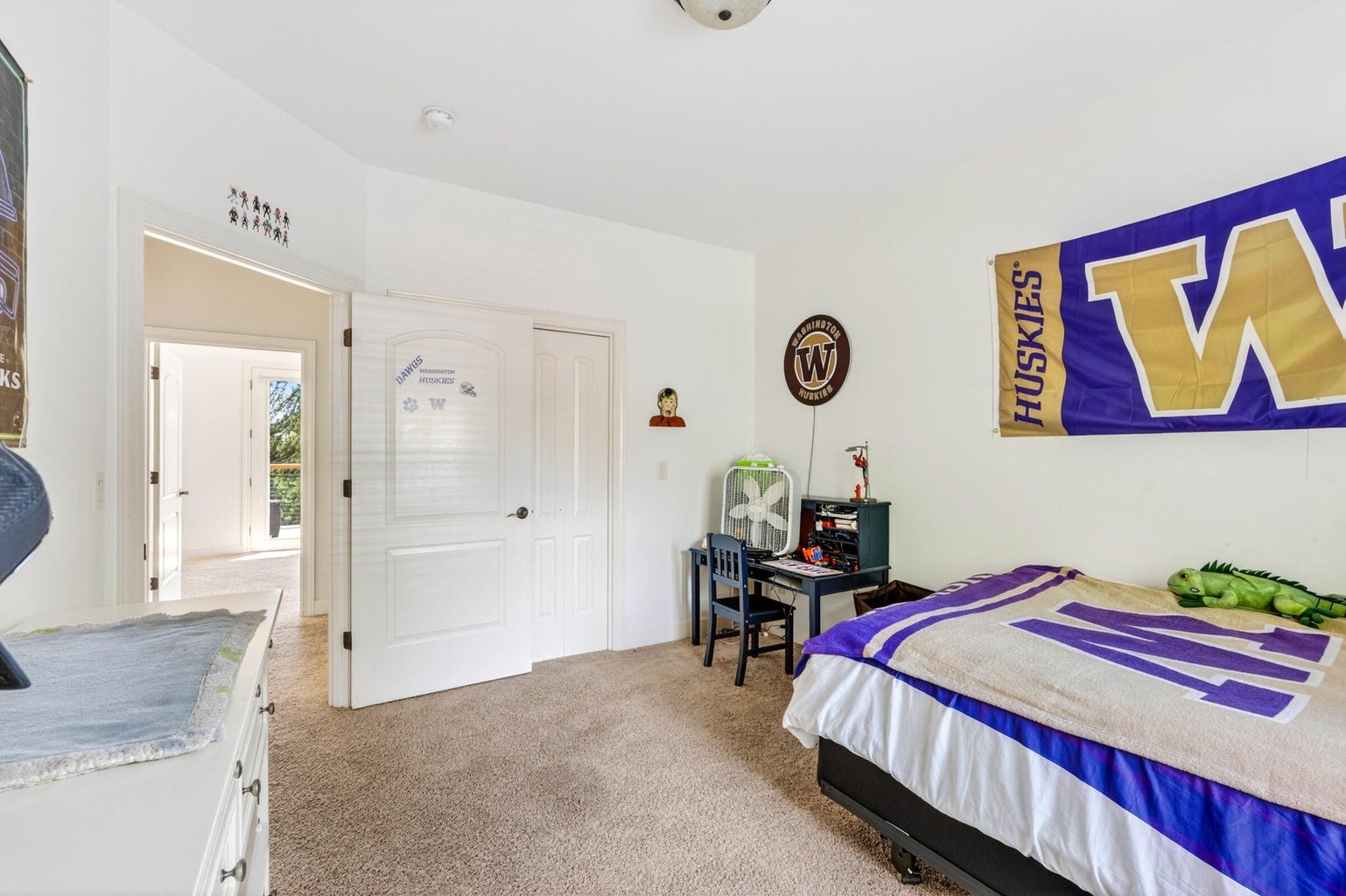 Photo of 1580 Murrelet Drive 36 of 69