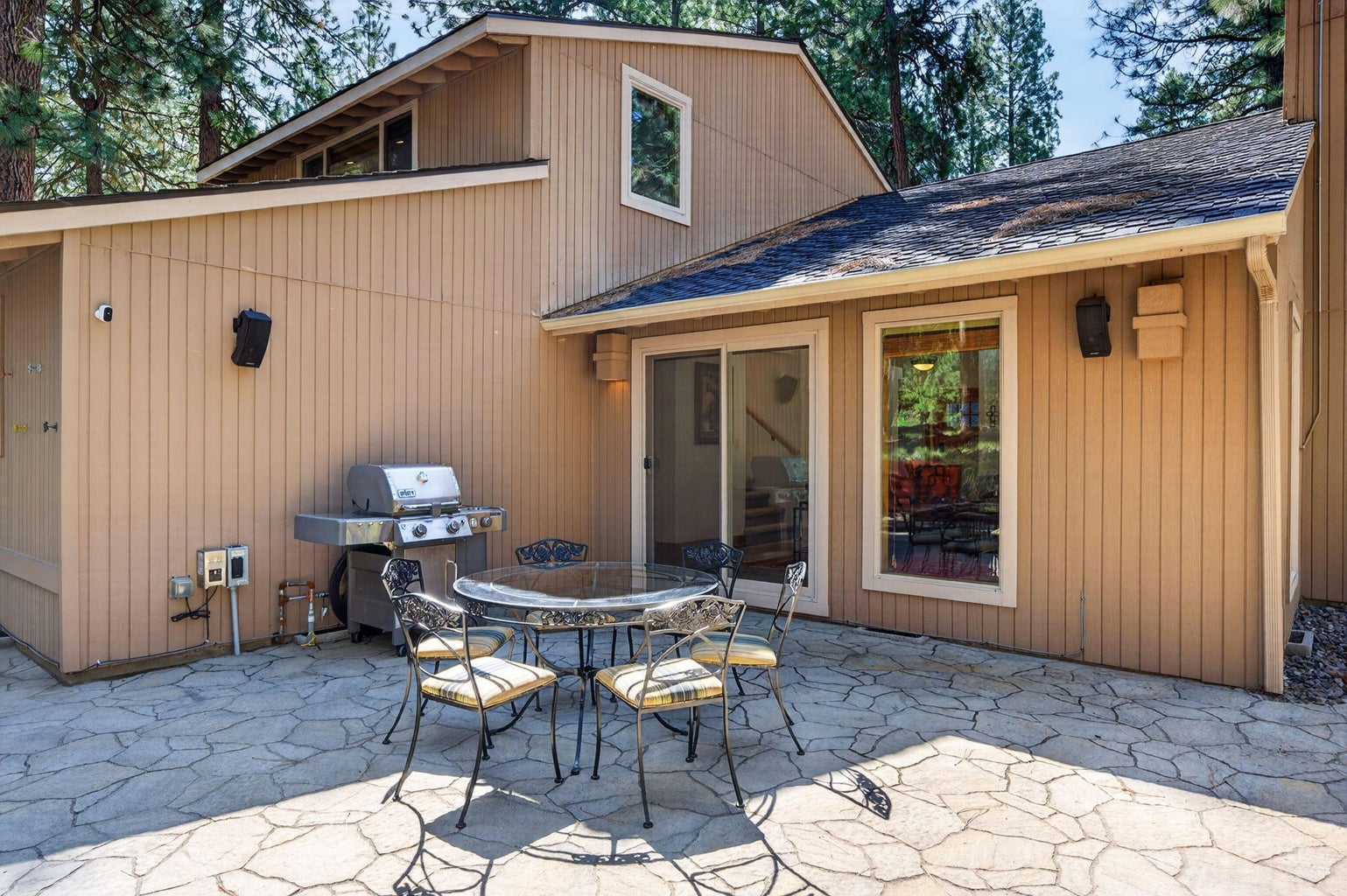 Outdoor Living and Dining - Natural Stone Patio