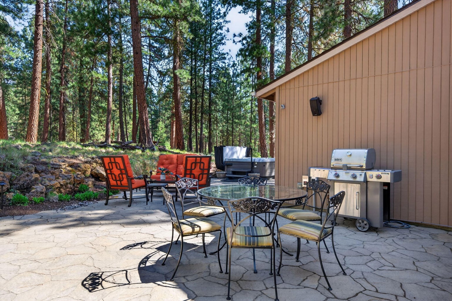 Outdoor Living and Dining - Natural Stone Patio