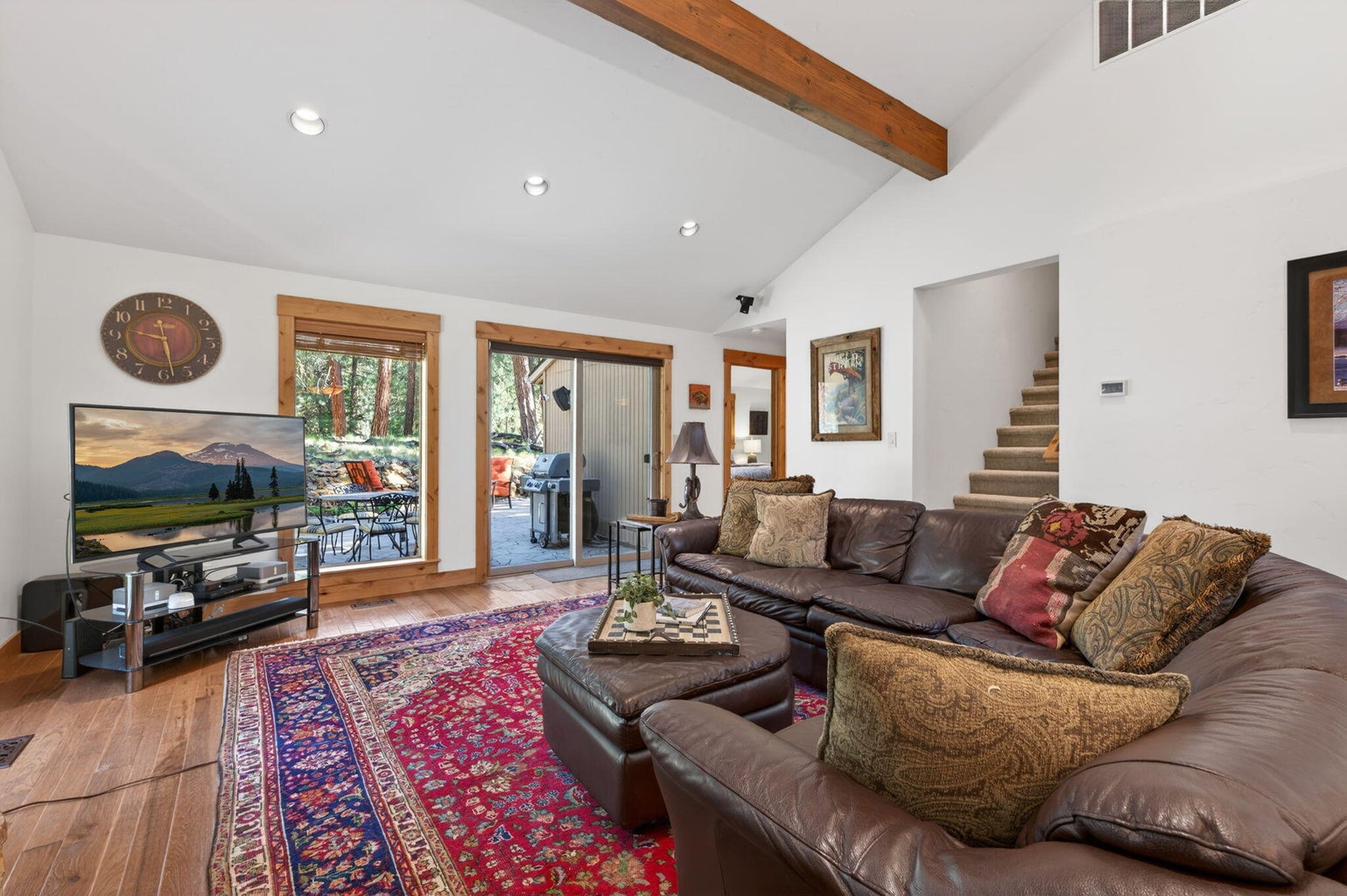 Great Room - sliding door to outdoor living / dining