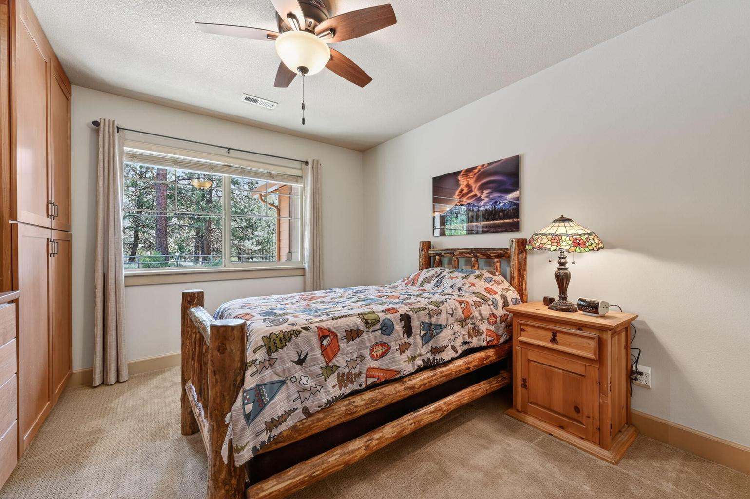 Photo of 1141 S Creekside Drive 32 of 62