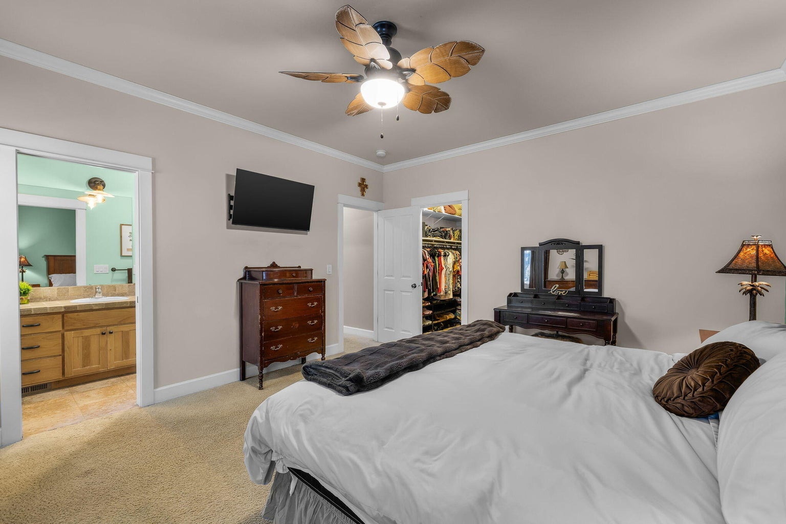 Photo of 61219 Fairfield Drive 12 of 31
