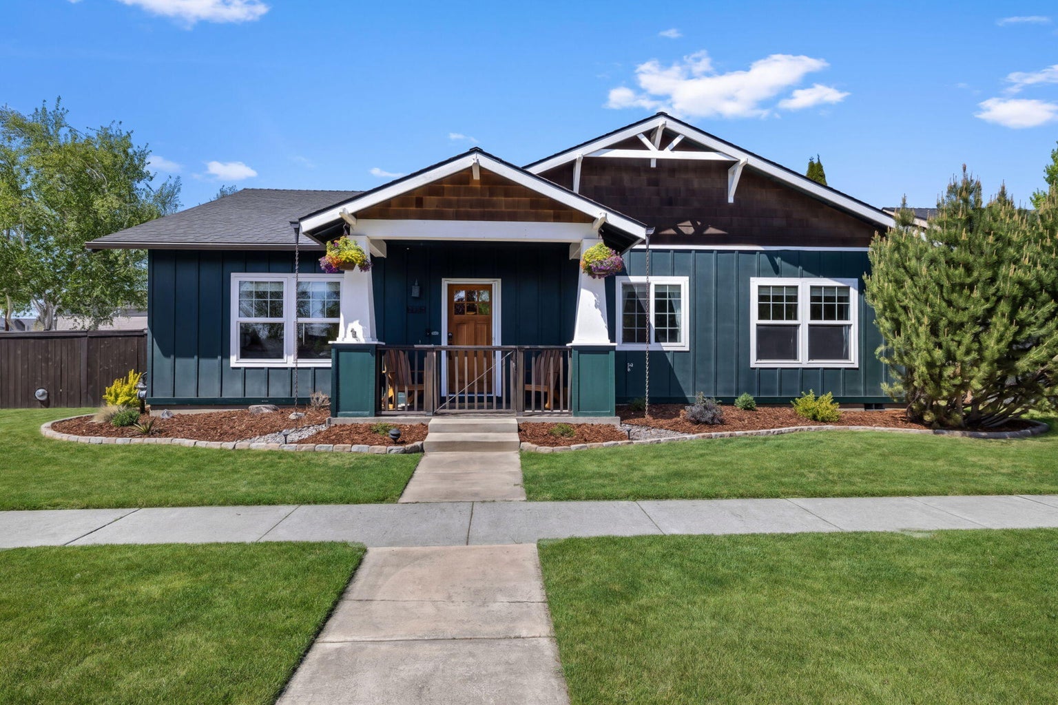 Photo of 61219 Fairfield Drive 2 of 31