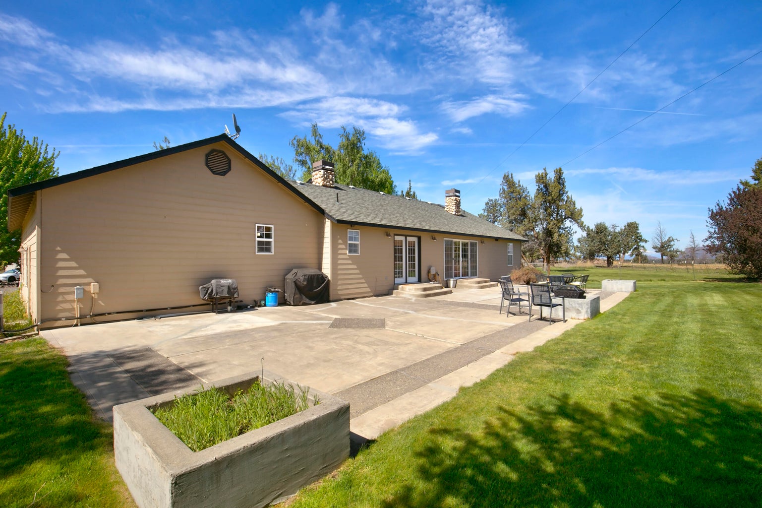 Photo of 12913 S W Lark Meadow Lane 18 of 35