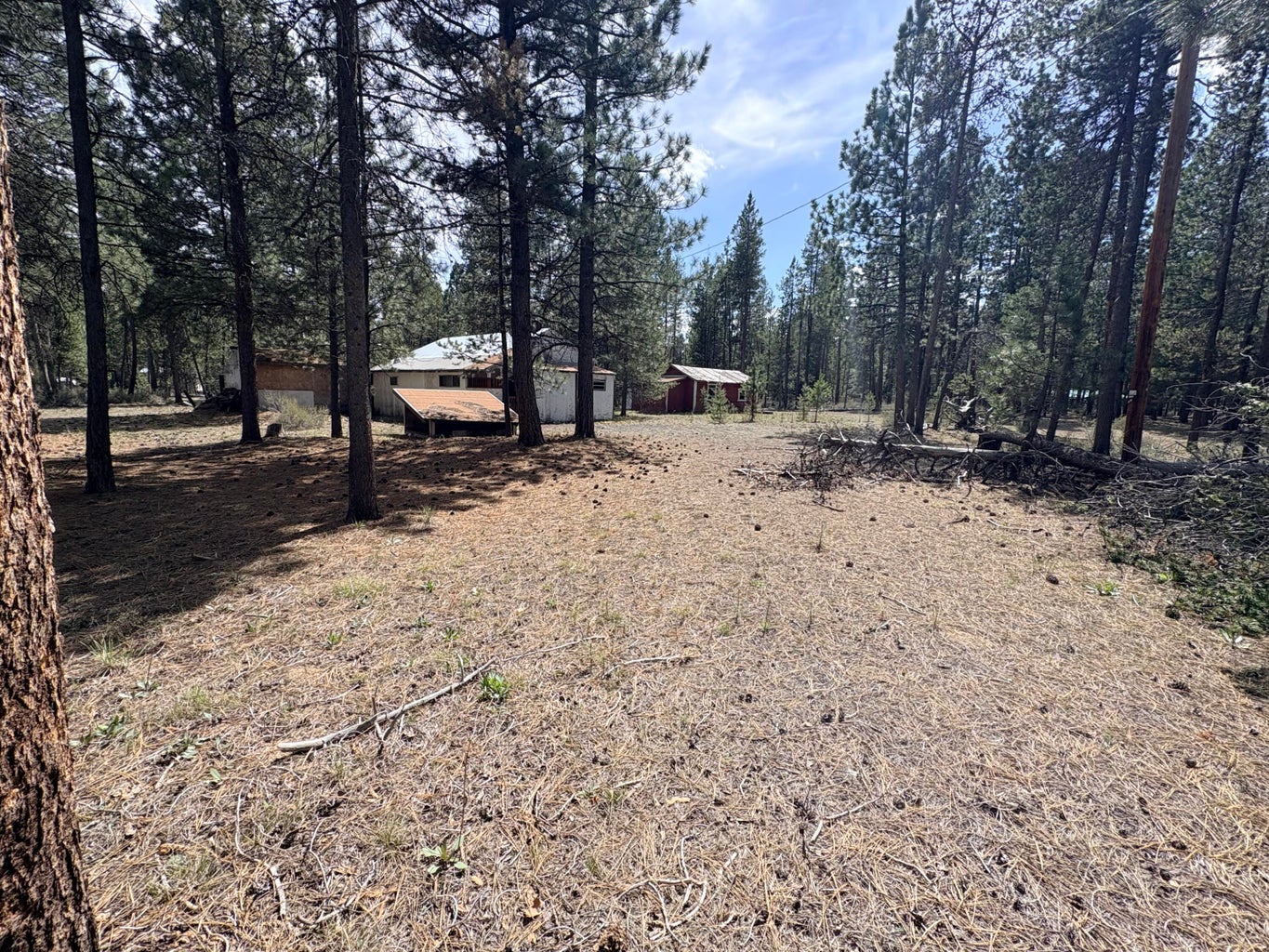 Photo of 1548 Cheryl Drive 6 of 13
