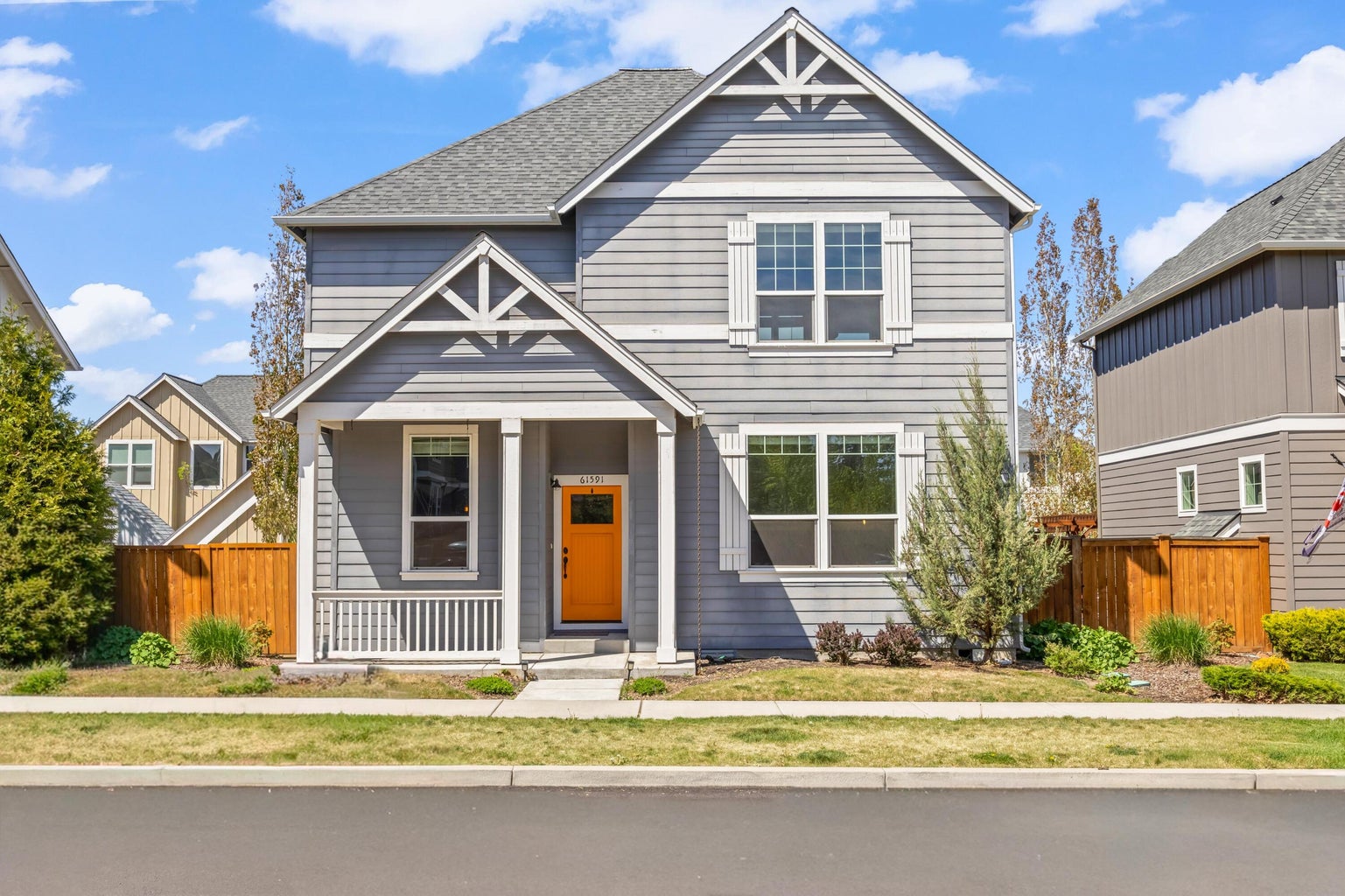 Photo of 61591 Aaron Way 1 of 34