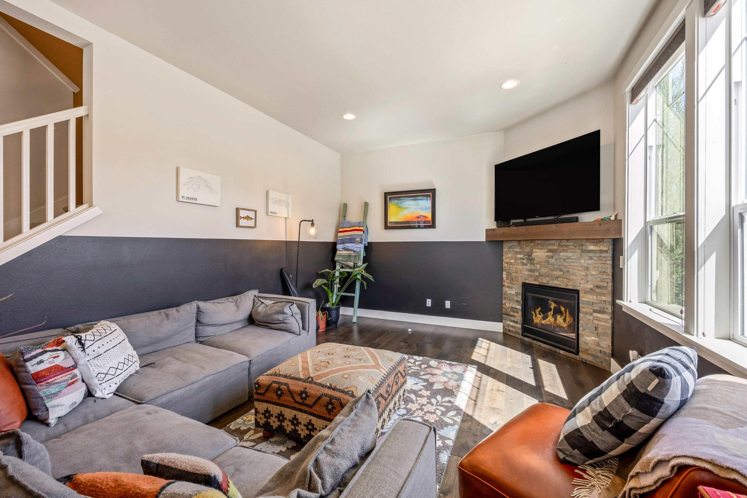 Photo of 61591 Aaron Way 5 of 34