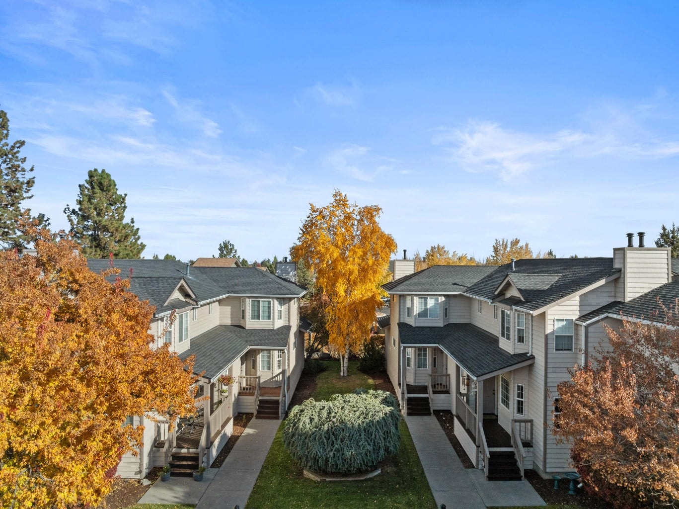 Photo of 2422 NE Conners Avenue 1 of 11