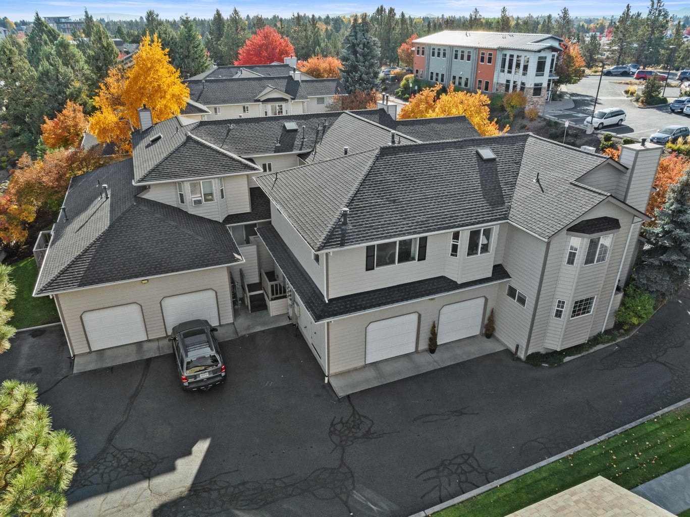 Photo of 2422 NE Conners Avenue 5 of 11