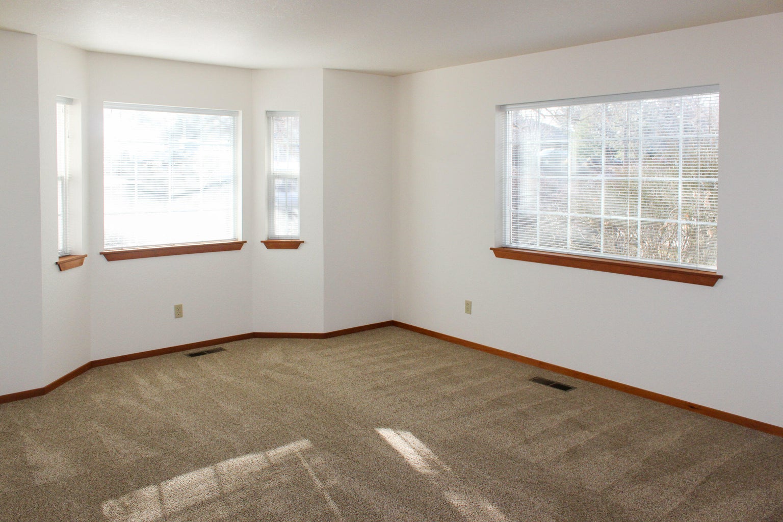 Photo of 2422 NE Conners Avenue 10 of 11