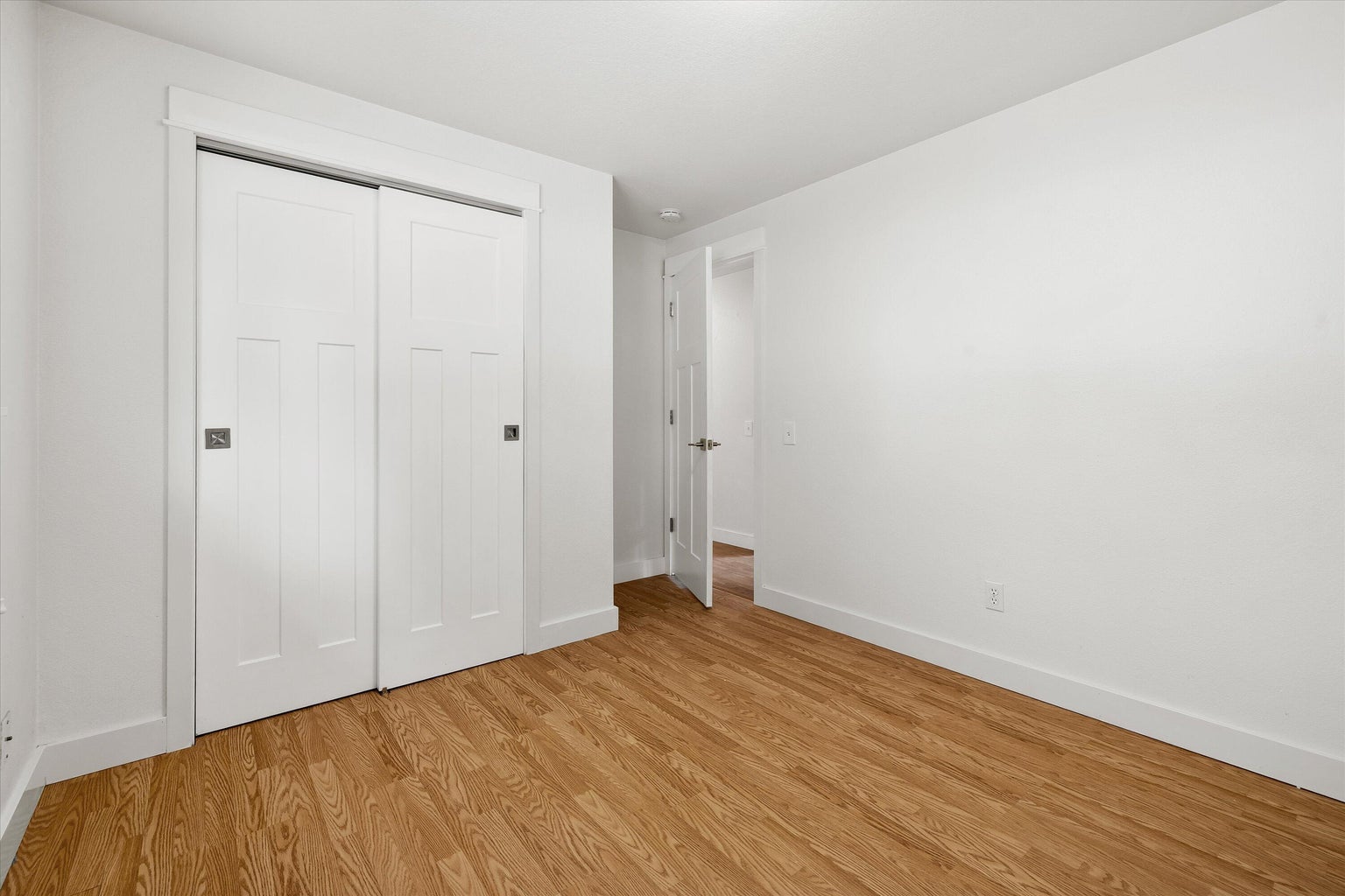 Photo of 63634 Hunters Circle 15 of 27