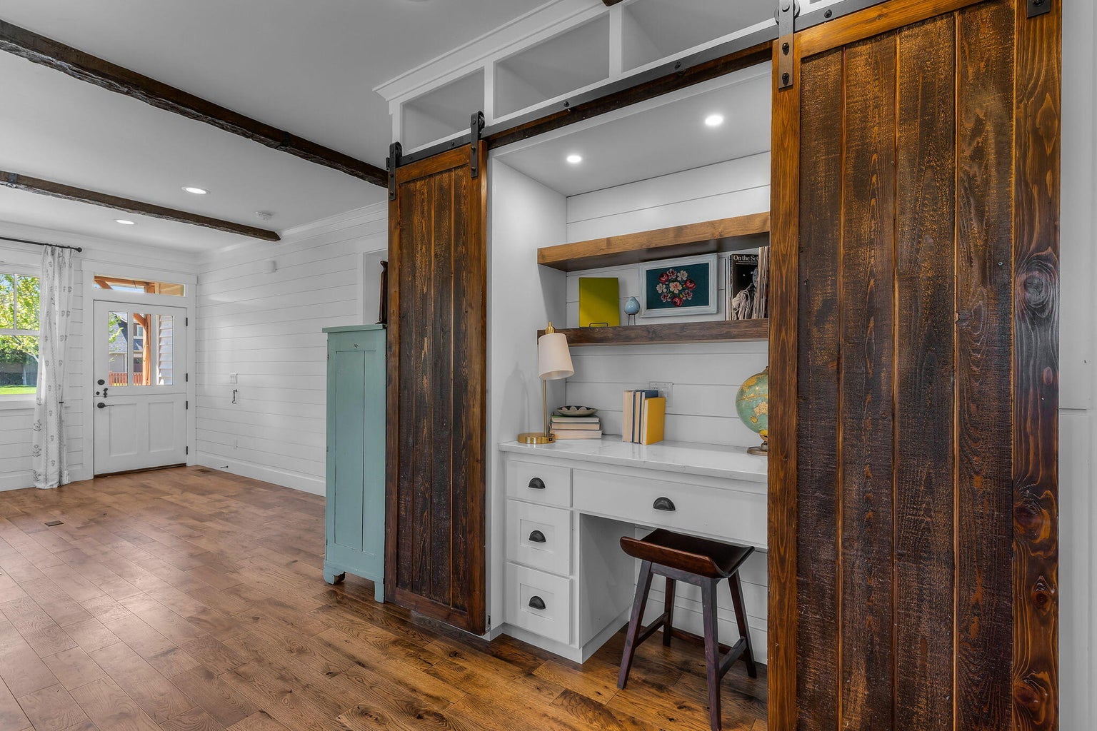 Photo of 608 S Birch Street 25 of 95