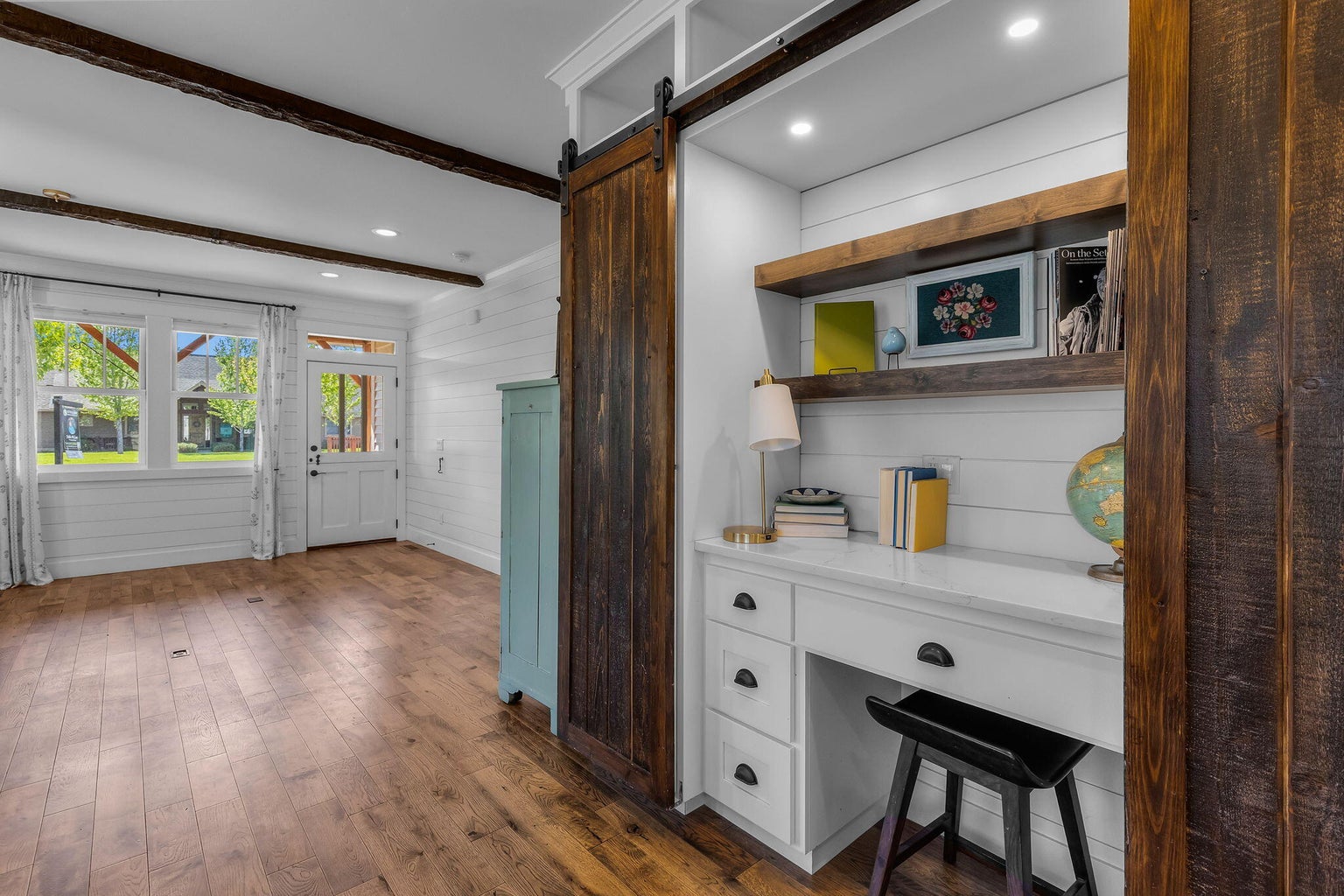 Photo of 608 S Birch Street 26 of 95