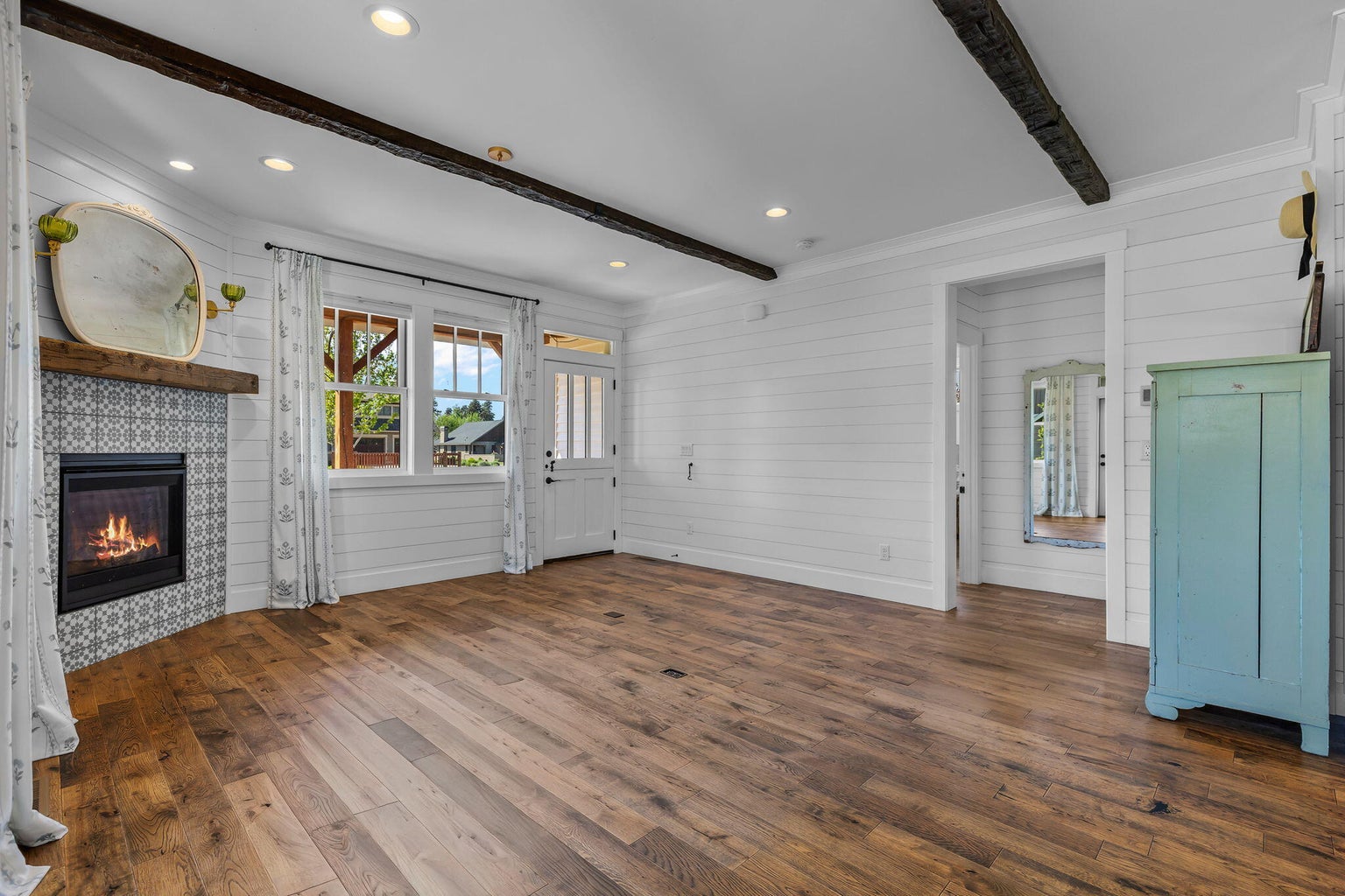 Photo of 608 S Birch Street 13 of 95