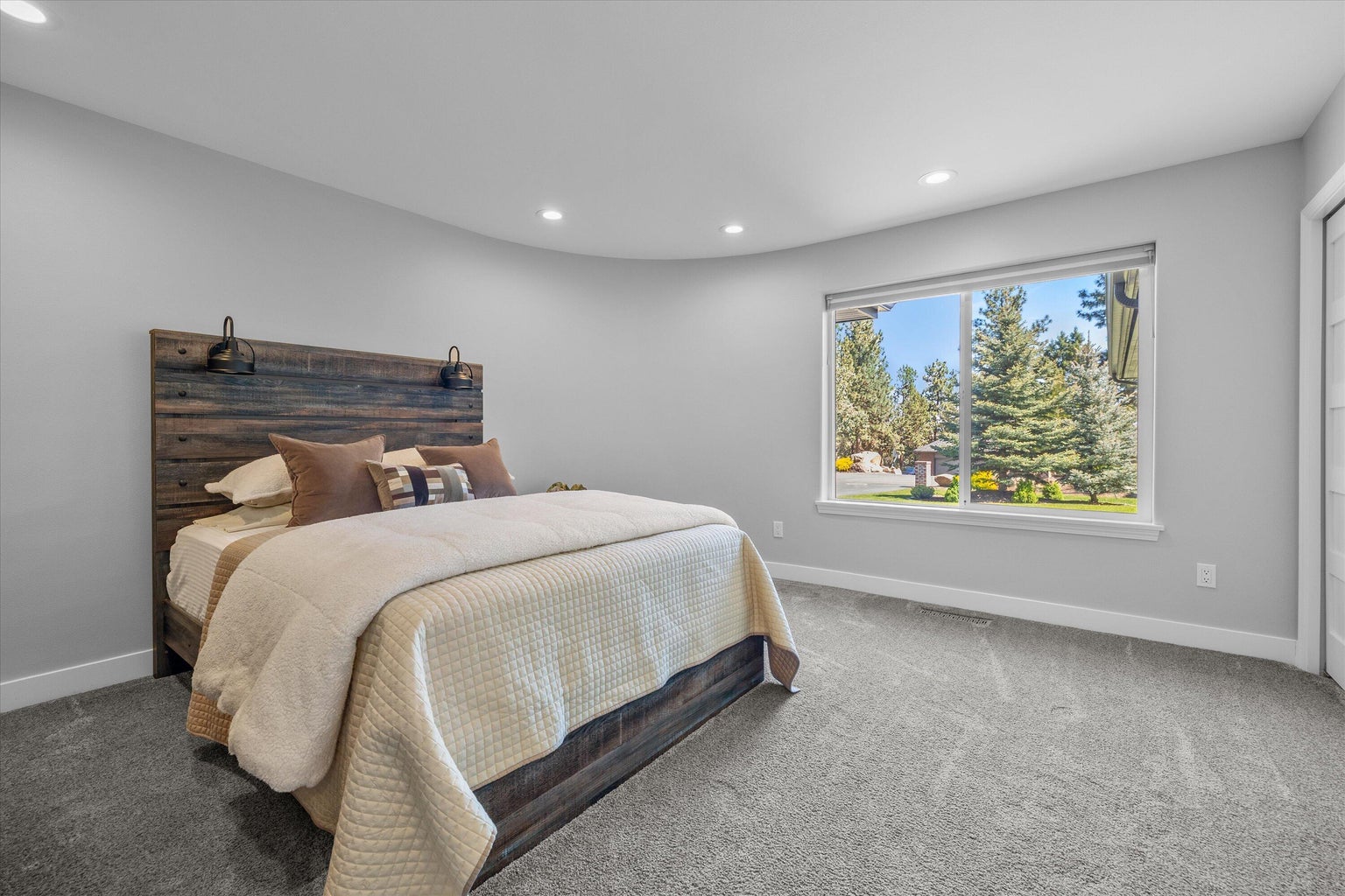Photo of 3795 NW Summerfield Road 24 of 50