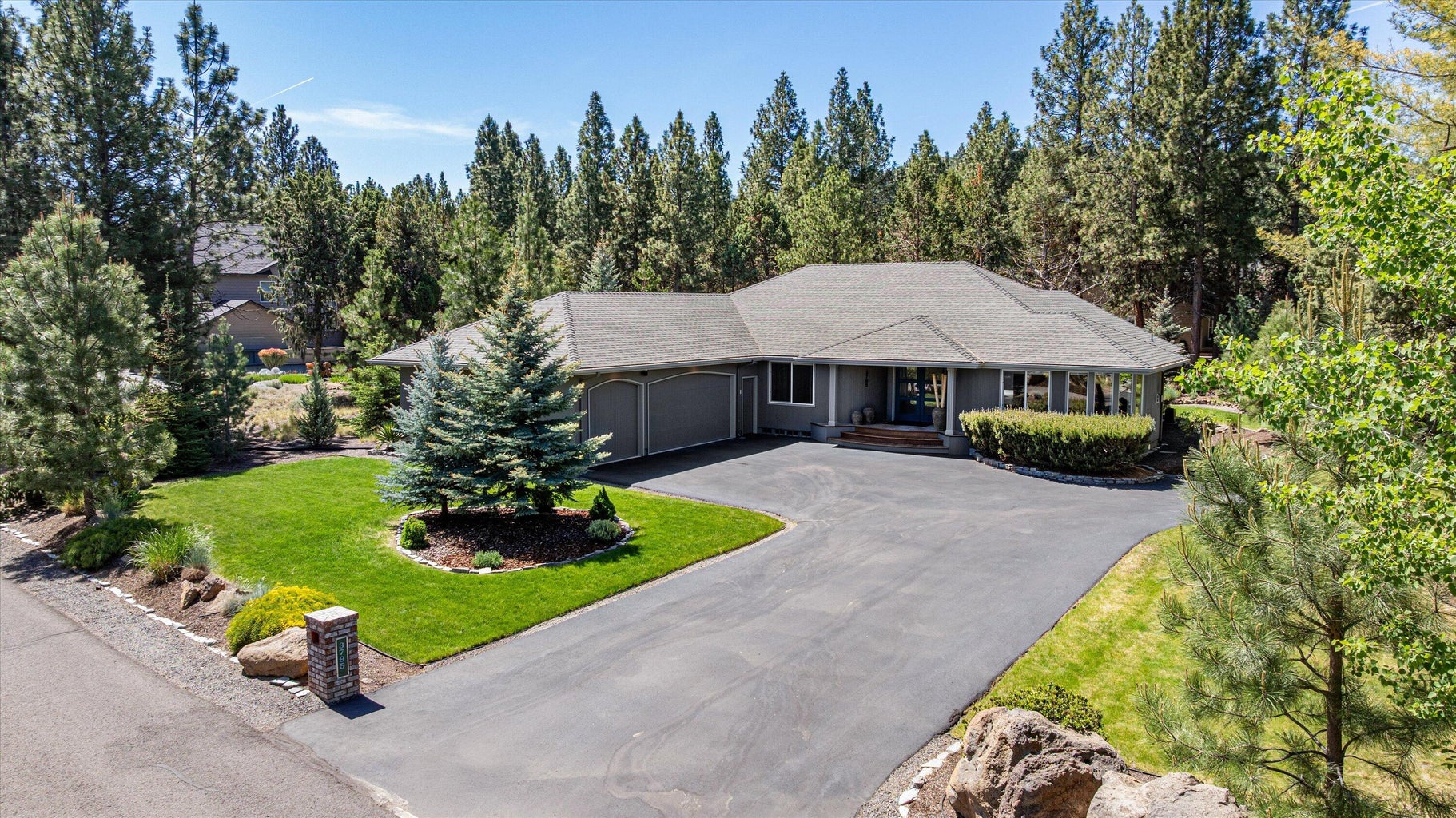 Photo of 3795 NW Summerfield Road 1 of 50