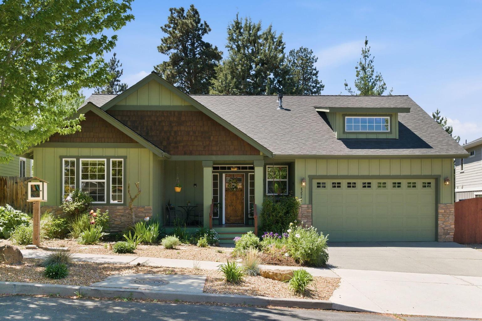 "Welcome Home" Single level westside home!