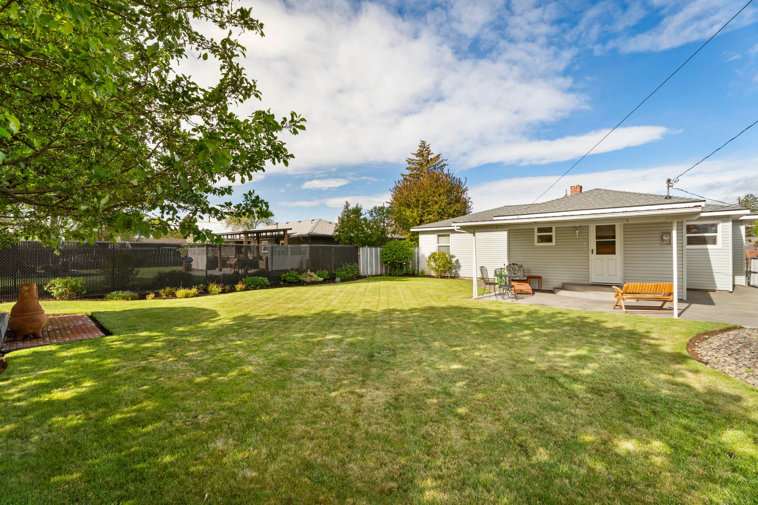 Photo of 946 SW 13th Street 37 of 48
