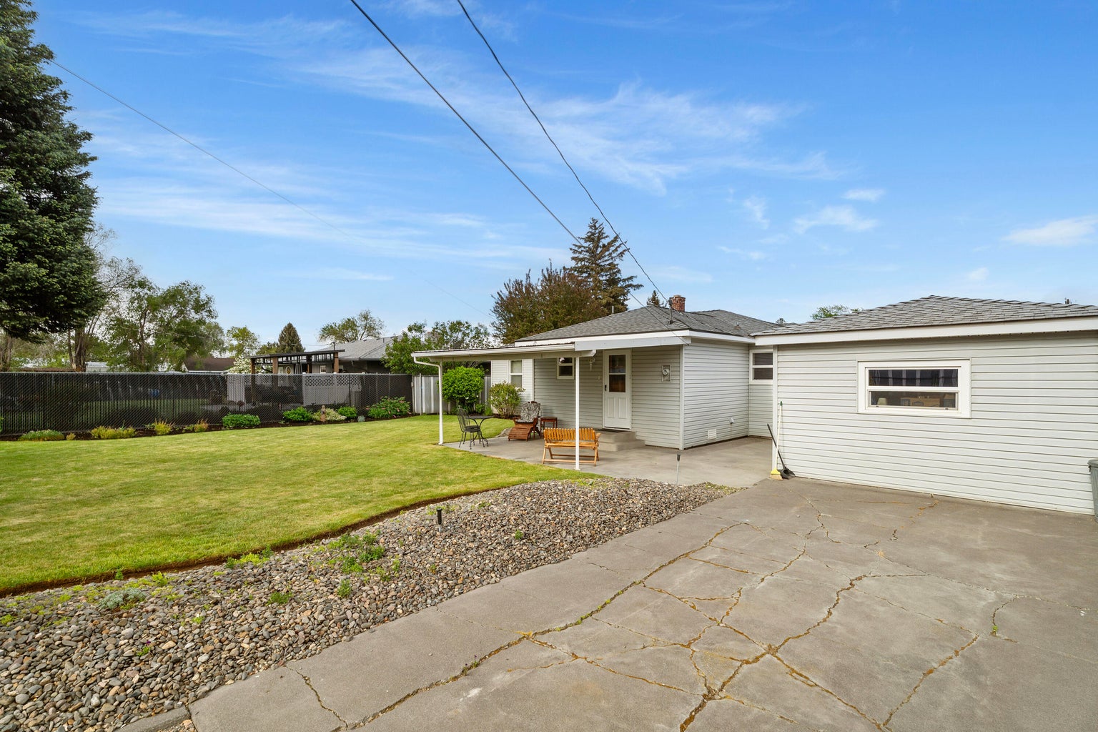 Photo of 946 SW 13th Street 40 of 48
