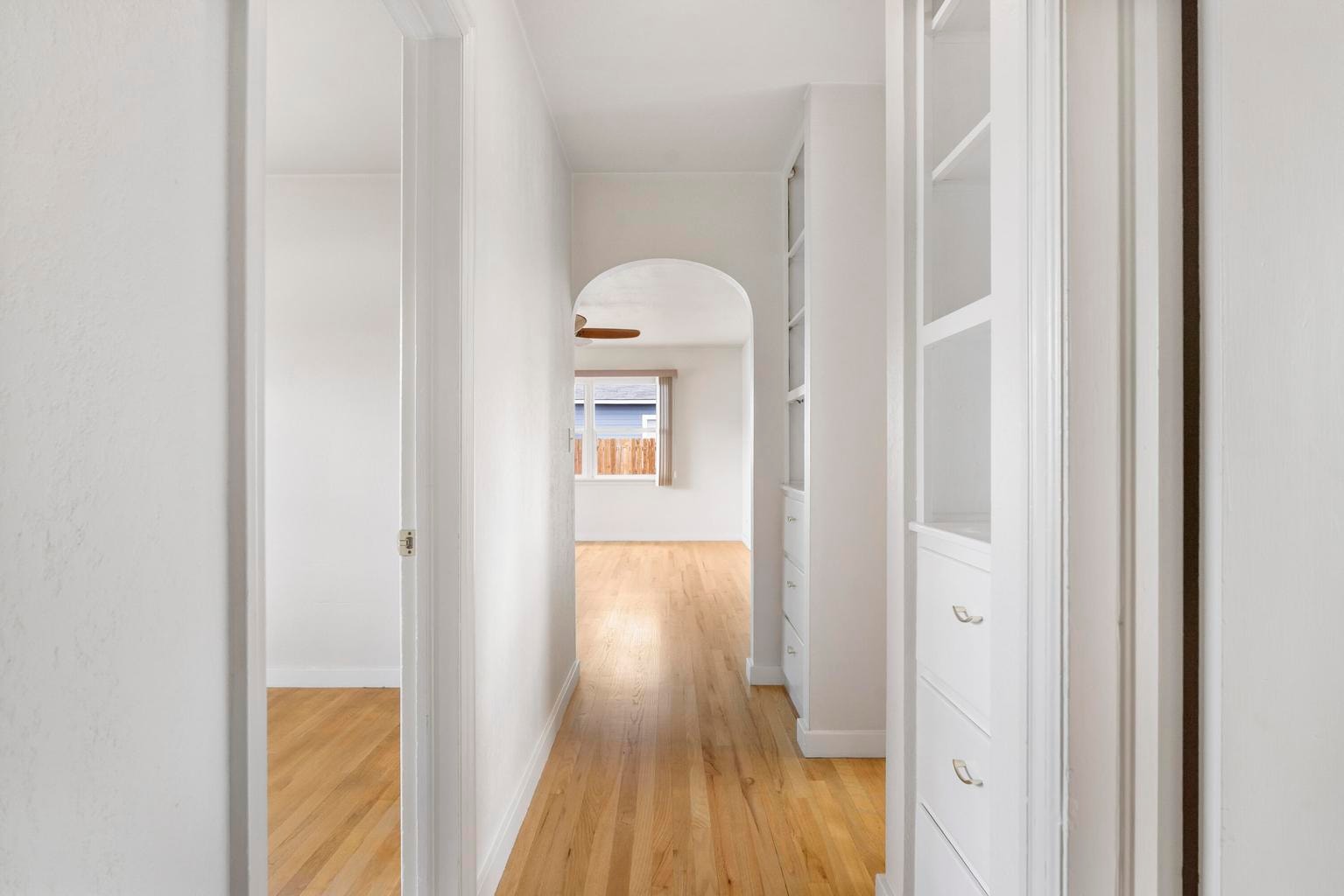 Photo of 946 SW 13th Street 34 of 48