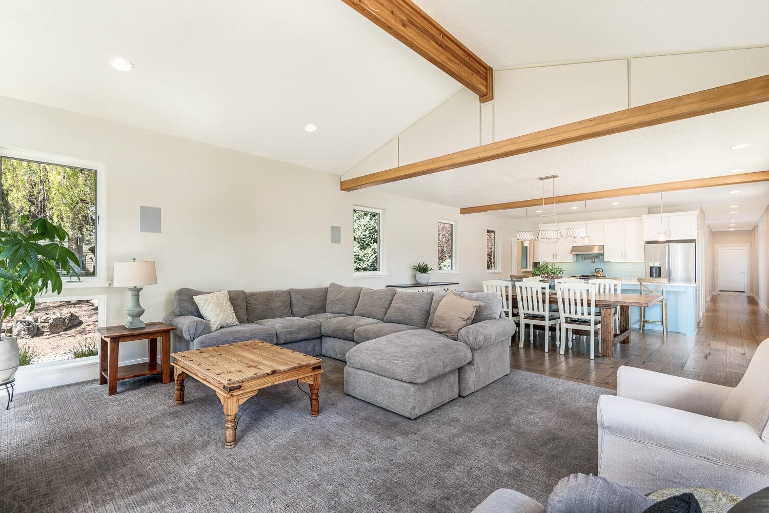 Photo of 61510 SW Longview Street 17 of 43