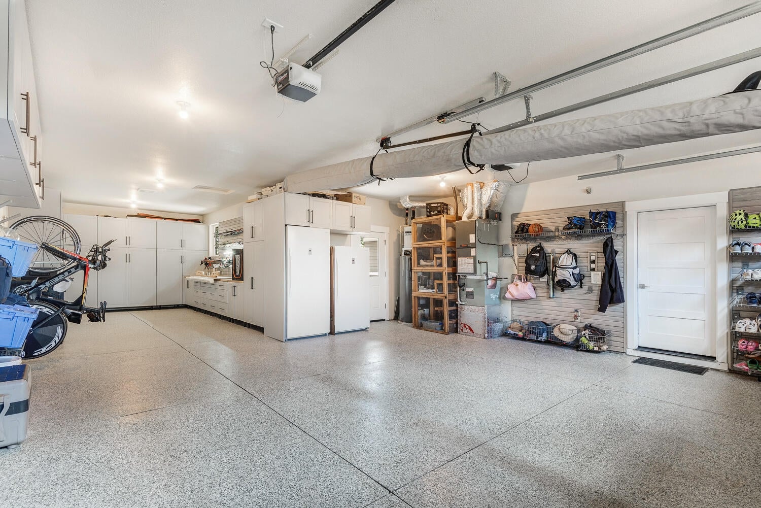 Photo of 61510 SW Longview Street 34 of 43