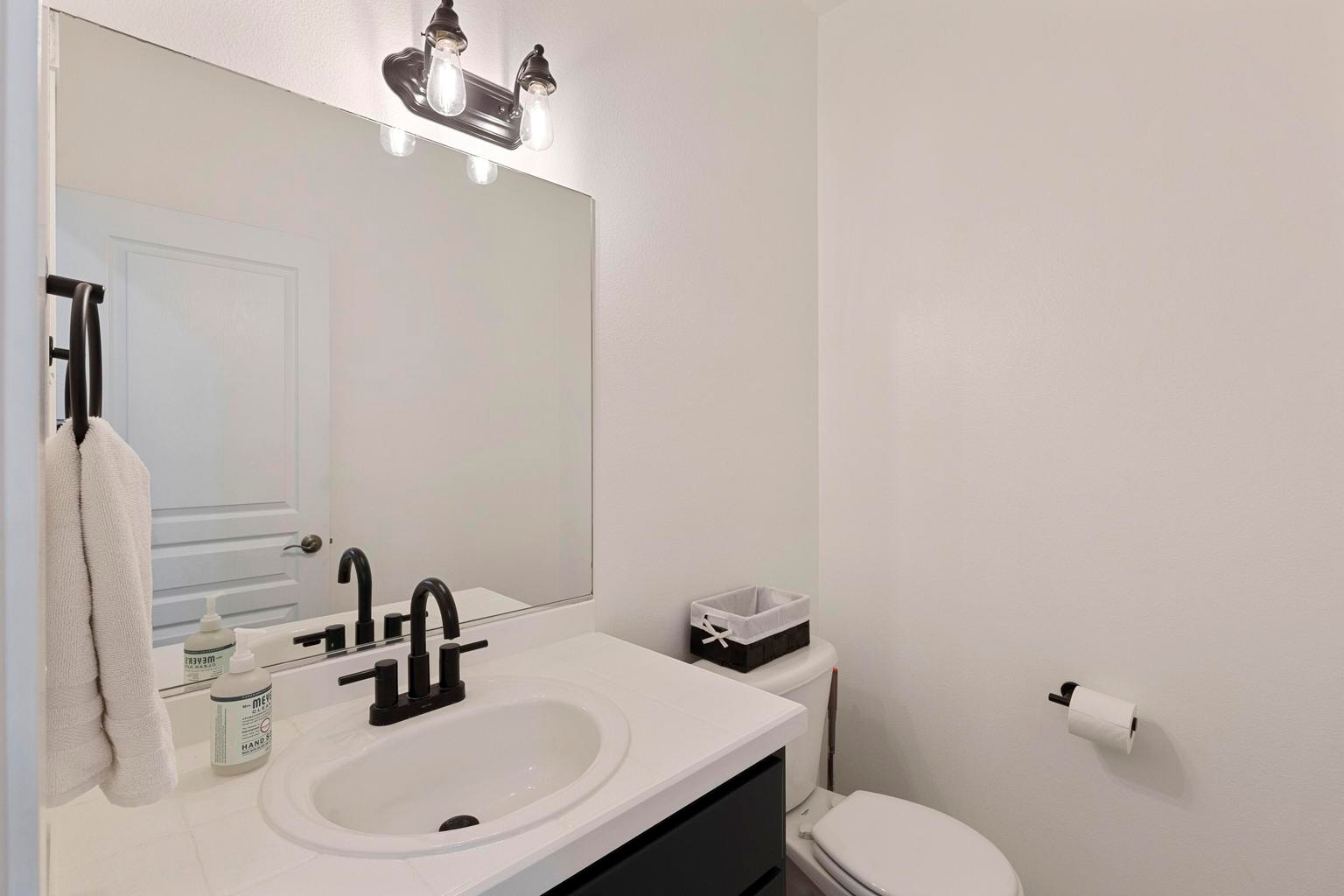 Photo of 21172 Clairaway Avenue 6 of 36