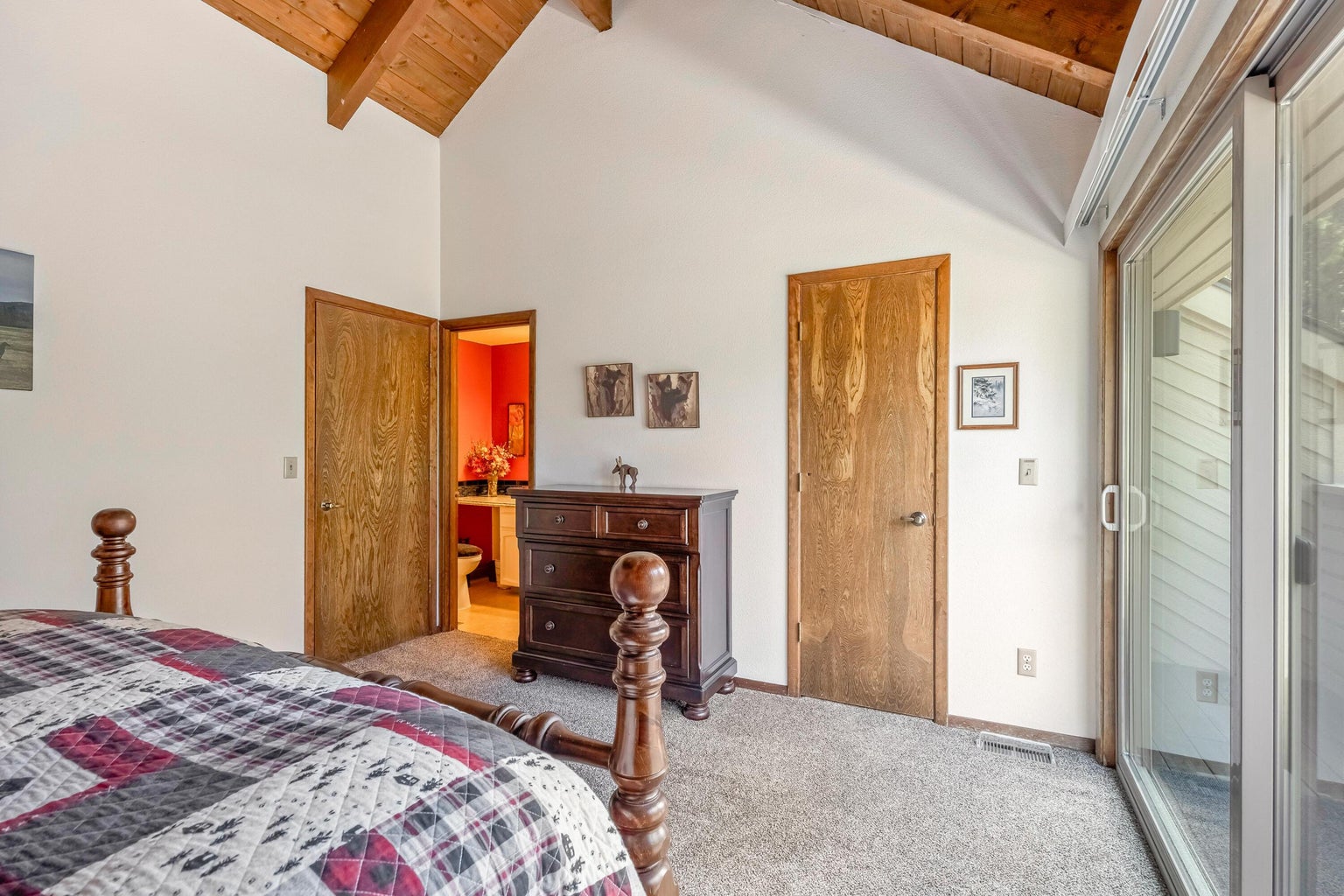 Photo of 57339 Mountain View Lane 14 of 35