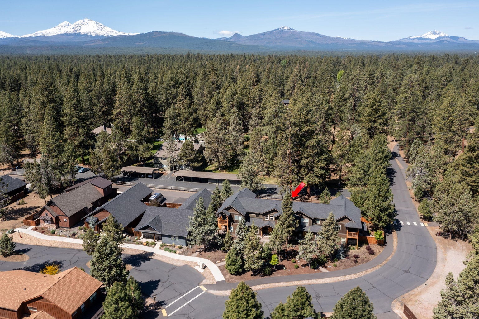 Photo of 927 E Desperado Trail 33 of 33