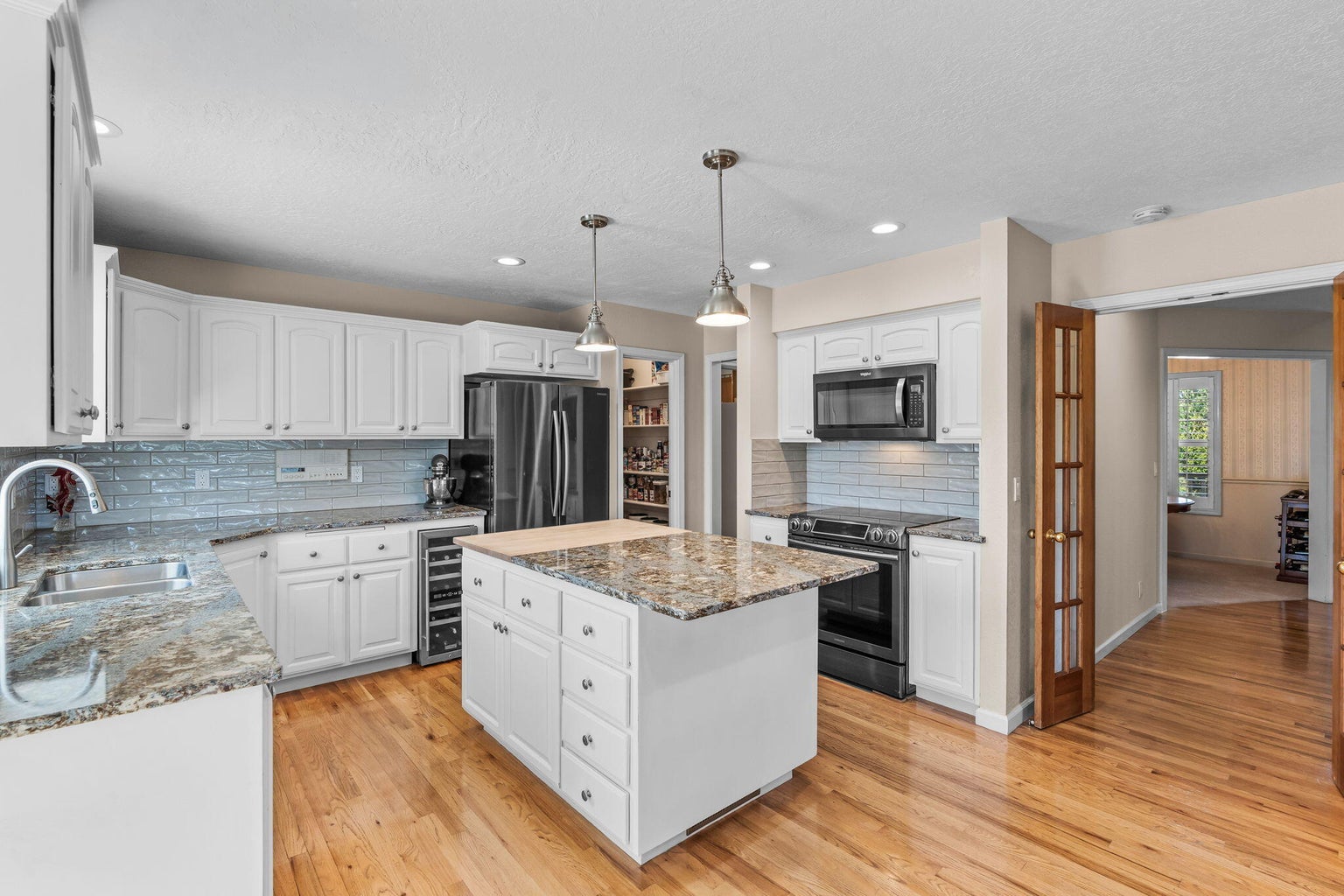 Photo of 64080 Highway 20 16 of 58