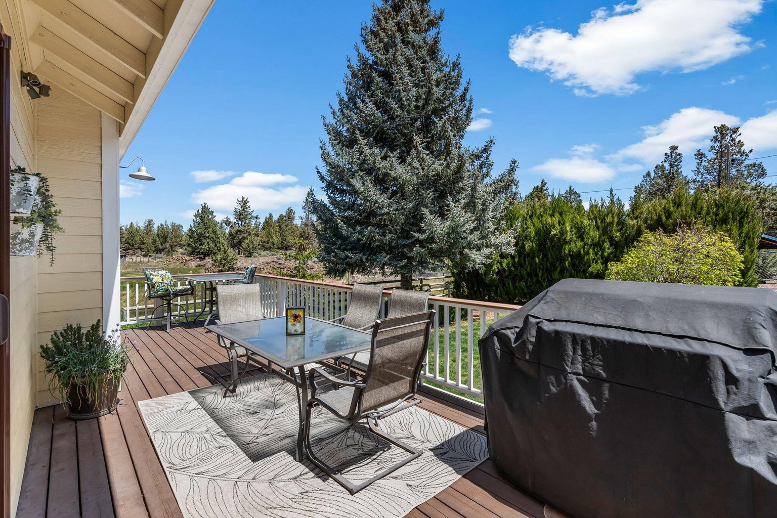 Photo of 64080 Highway 20 35 of 58