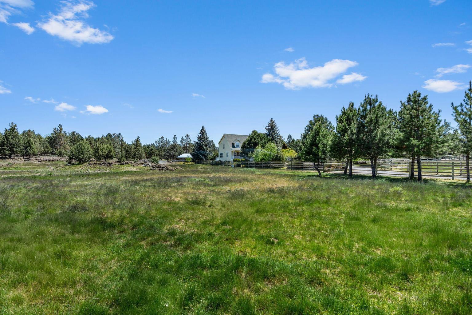 Photo of 64080 Highway 20 43 of 58