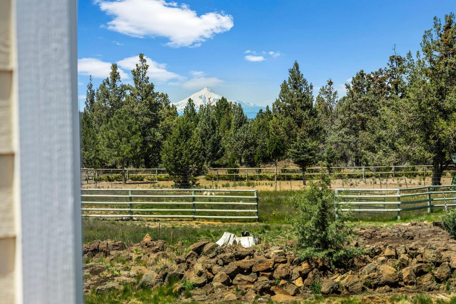 Photo of 64080 Highway 20 47 of 58