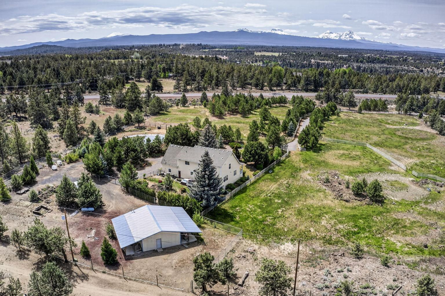 Photo of 64080 Highway 20 53 of 58