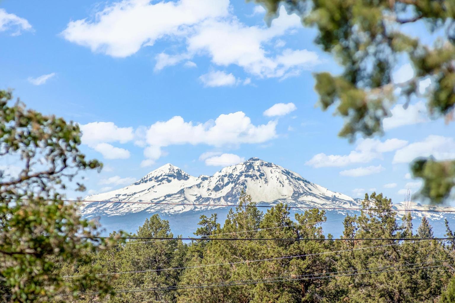 Cascade Mountain Views from the side yard!