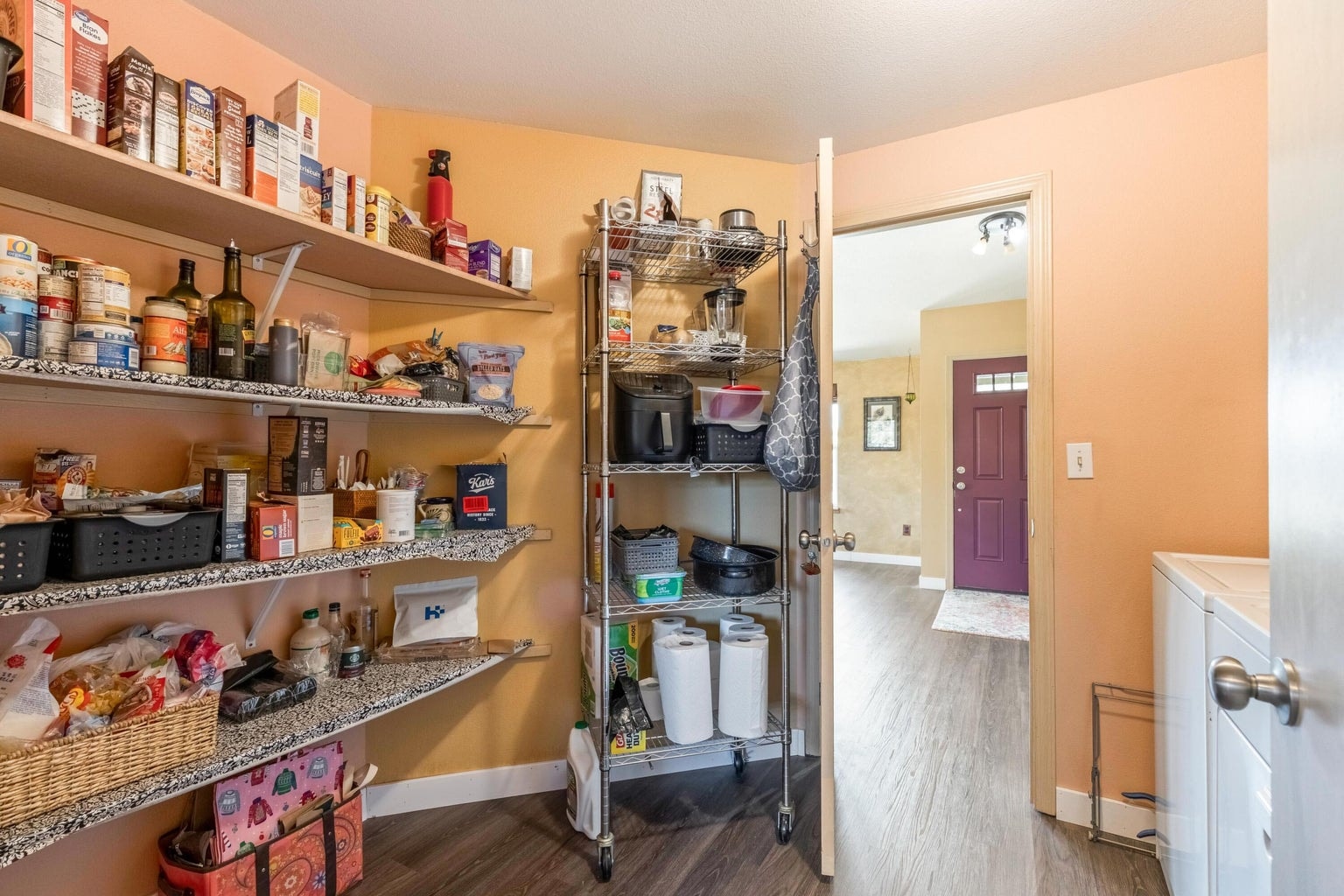 Photo of 5677 NW 49th Street 10 of 32