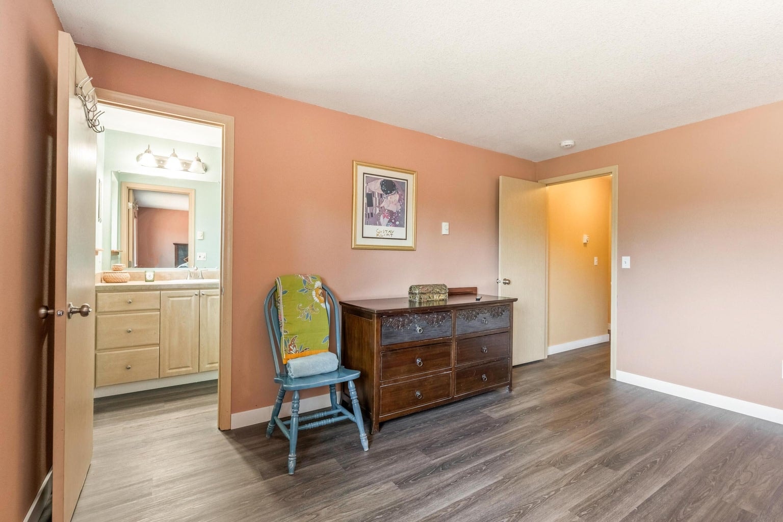 Photo of 5677 NW 49th Street 13 of 32