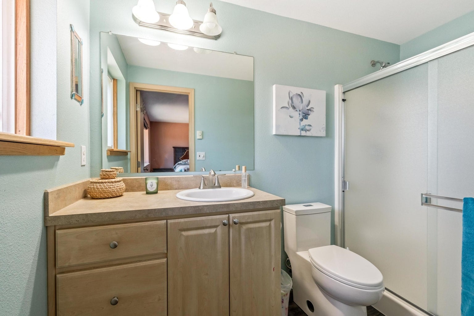 Photo of 5677 NW 49th Street 14 of 32